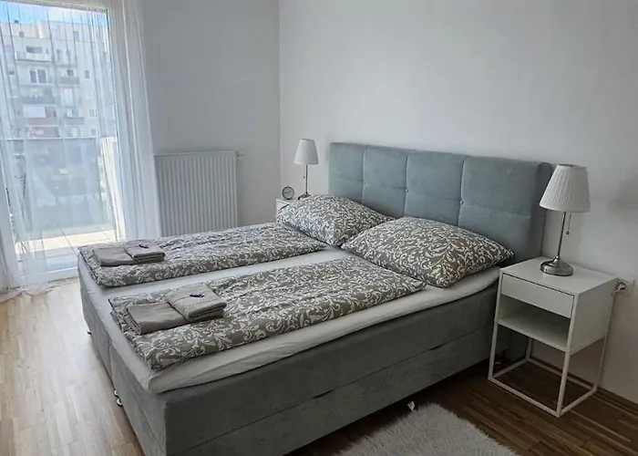 - Favoriten *